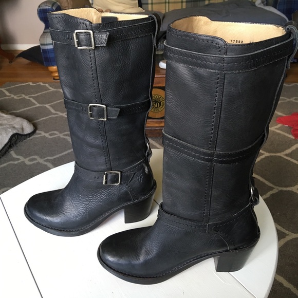Frye Carmen Black Leather boots 6.5 - Picture 3 of 6