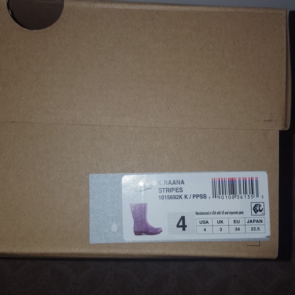 NIB UGG K RAANA STRIPES BIG KID SZ 4 BOOTS - Picture 6 of 8