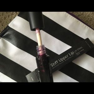 Savvy Lipstain by Younique