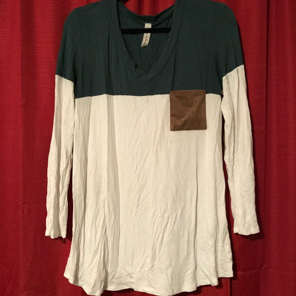 Color Block Boutique Long Sleeve Tee