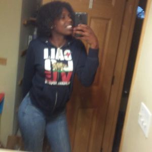 Meet your Posher, Twana