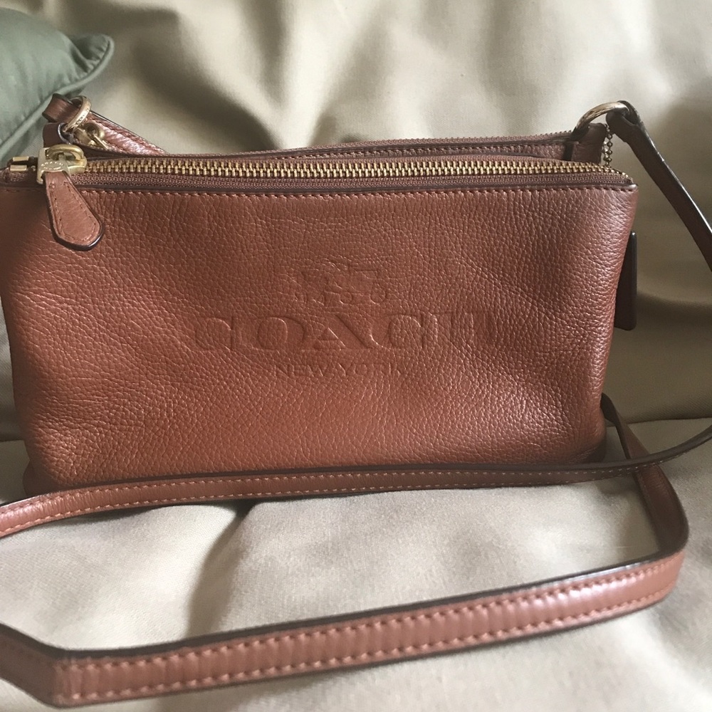 Lovely brown leather crossbody Coach purse!