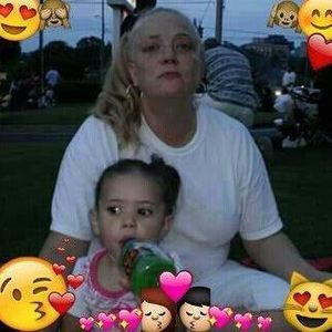 Meet your Posher, Angela