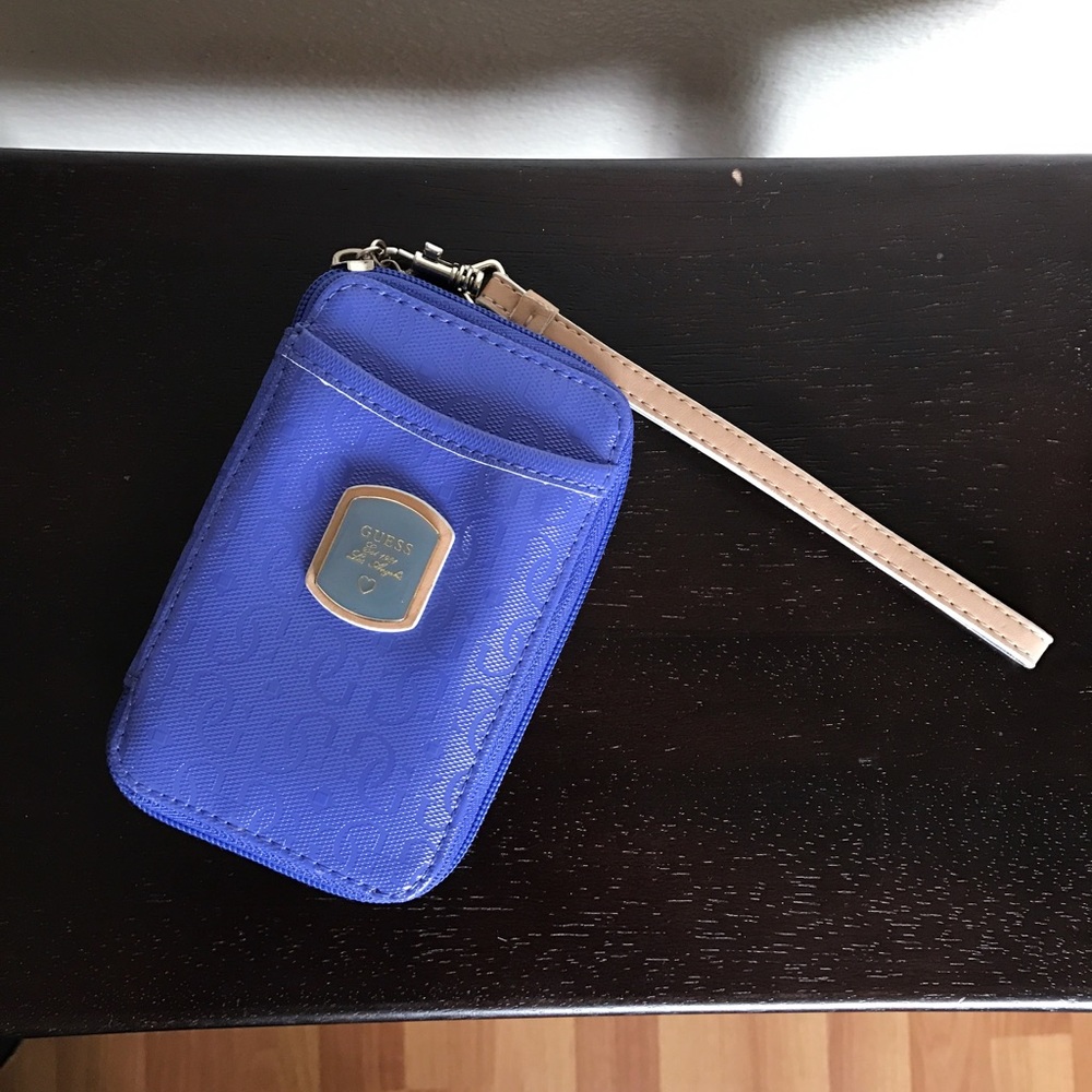 GUESS Frosted Periwinkle Zip-up Wristlet