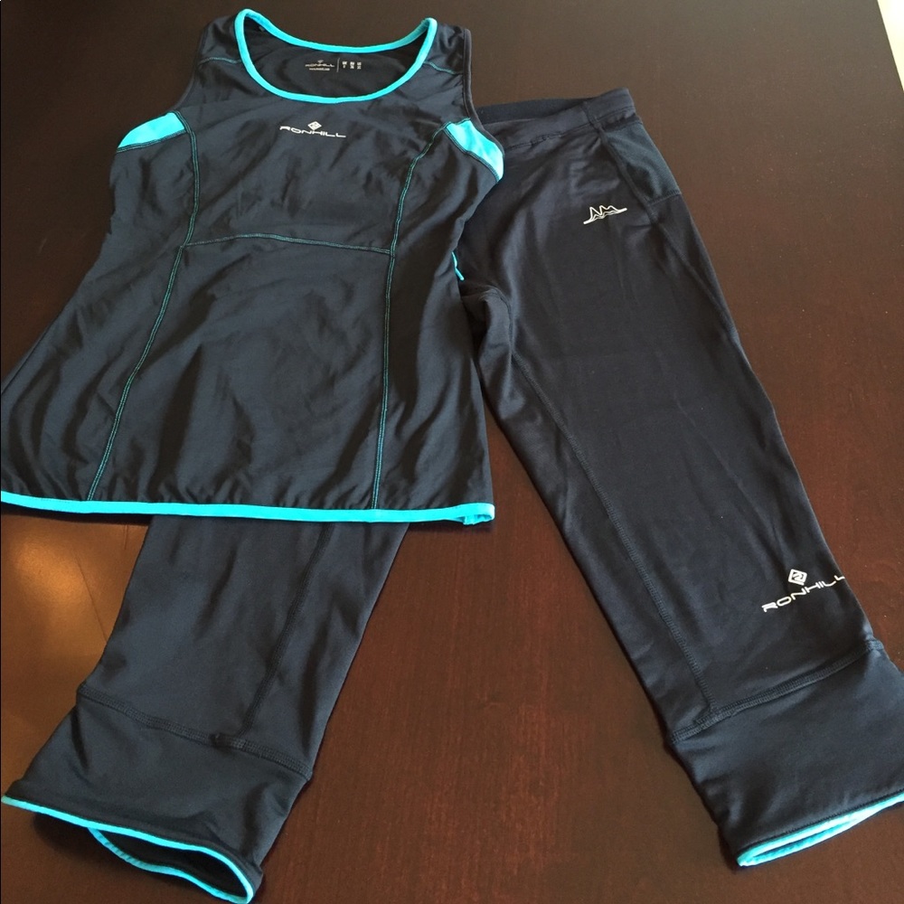 Sport tank and capris Ronhill.