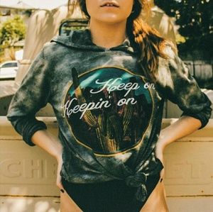 NWOT Life Clothing Co Light Weight Jersey Hoodie