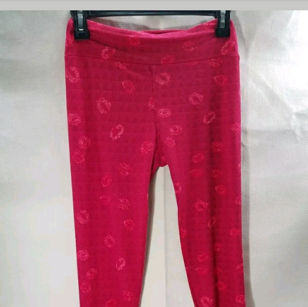 Lularoe Leggings One Size Fits All Comfy Soft Lips