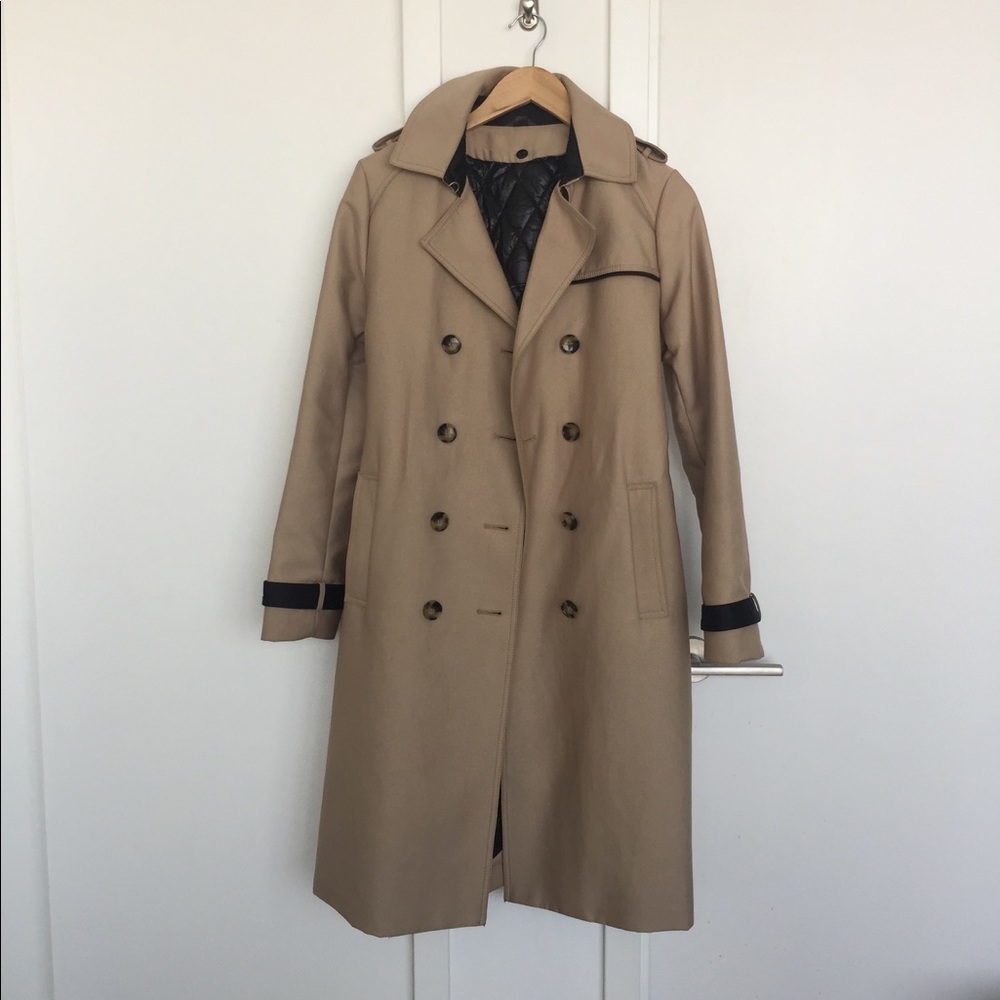 *SALE* Vera Wang trench coat