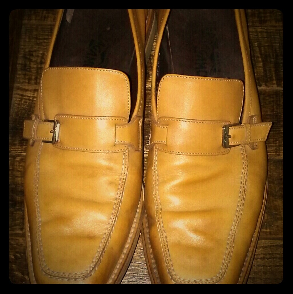 Salvatore Ferragamo Mens leather loafers 10.5