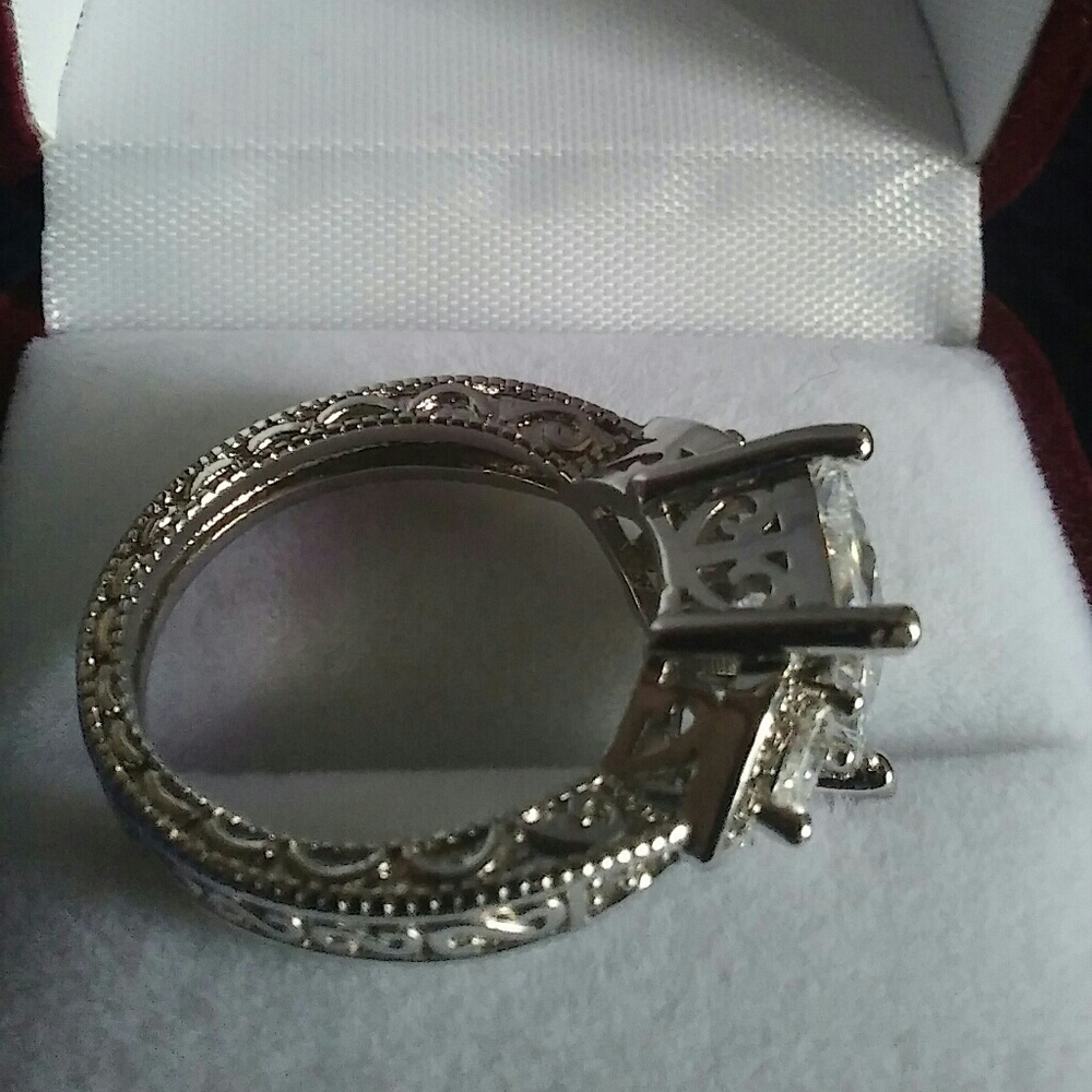 Lovely Size 7 White Sapphire Ring!