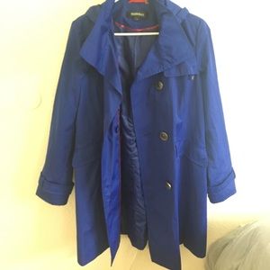 Ellen Tracy rain jacket