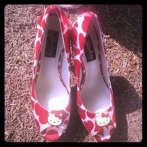 4.5 inch Sanrio Hello Kitty peep toe pumps