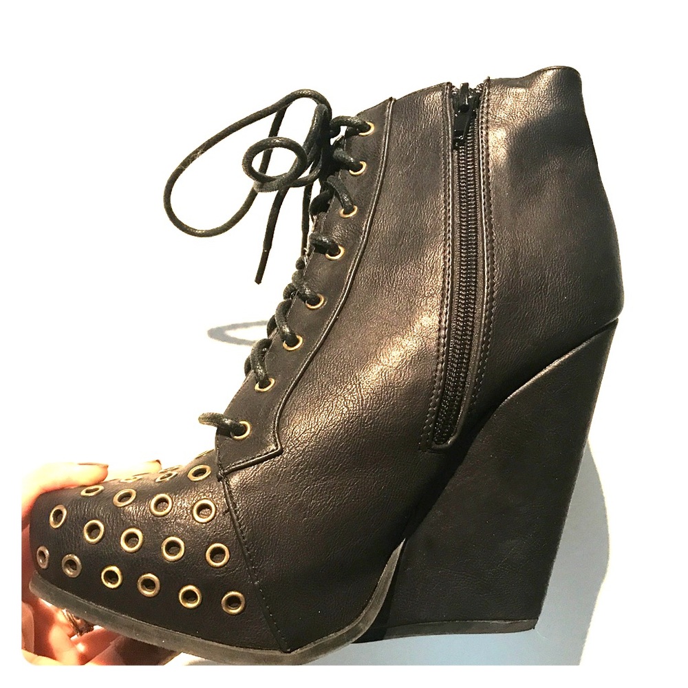 Black Qupid platform lace up with zipper wedges
