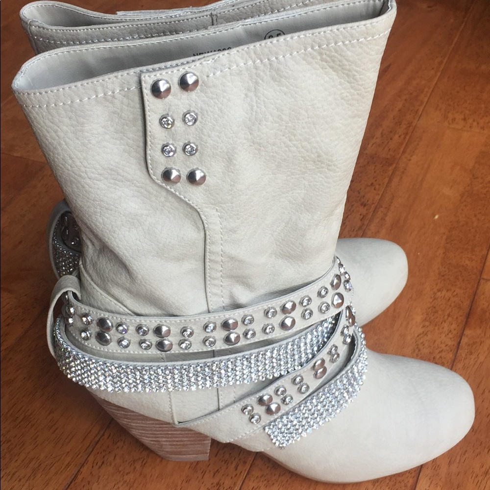 Not Rated Tailspin Boots