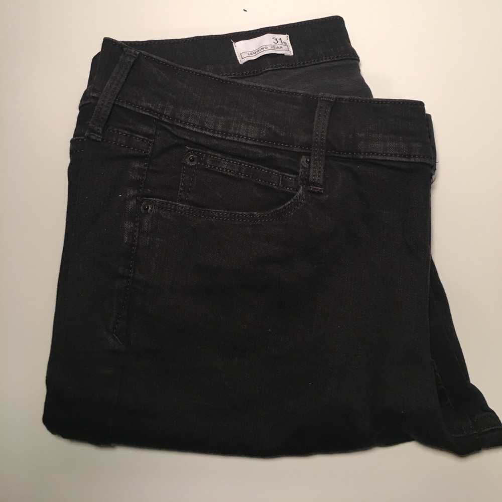 GAP Legging Jeans in Faded Black - sz 31s