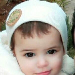 Meet your Posher, Fadia