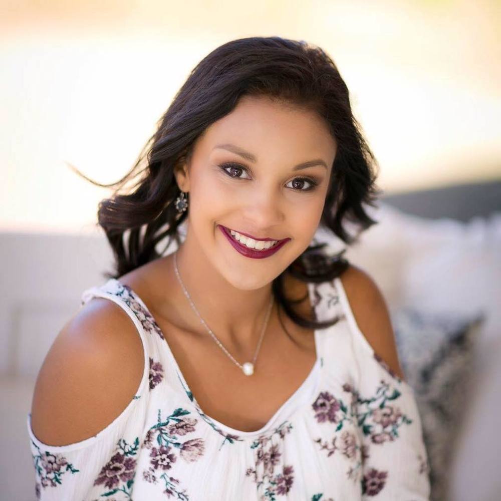 Meet your Posher, Cierrah