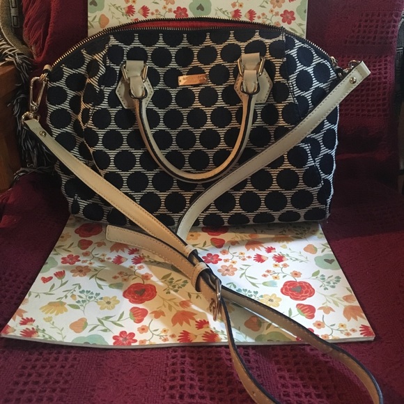Kate Spade Crossbody ♠️ - Picture 4 of 5