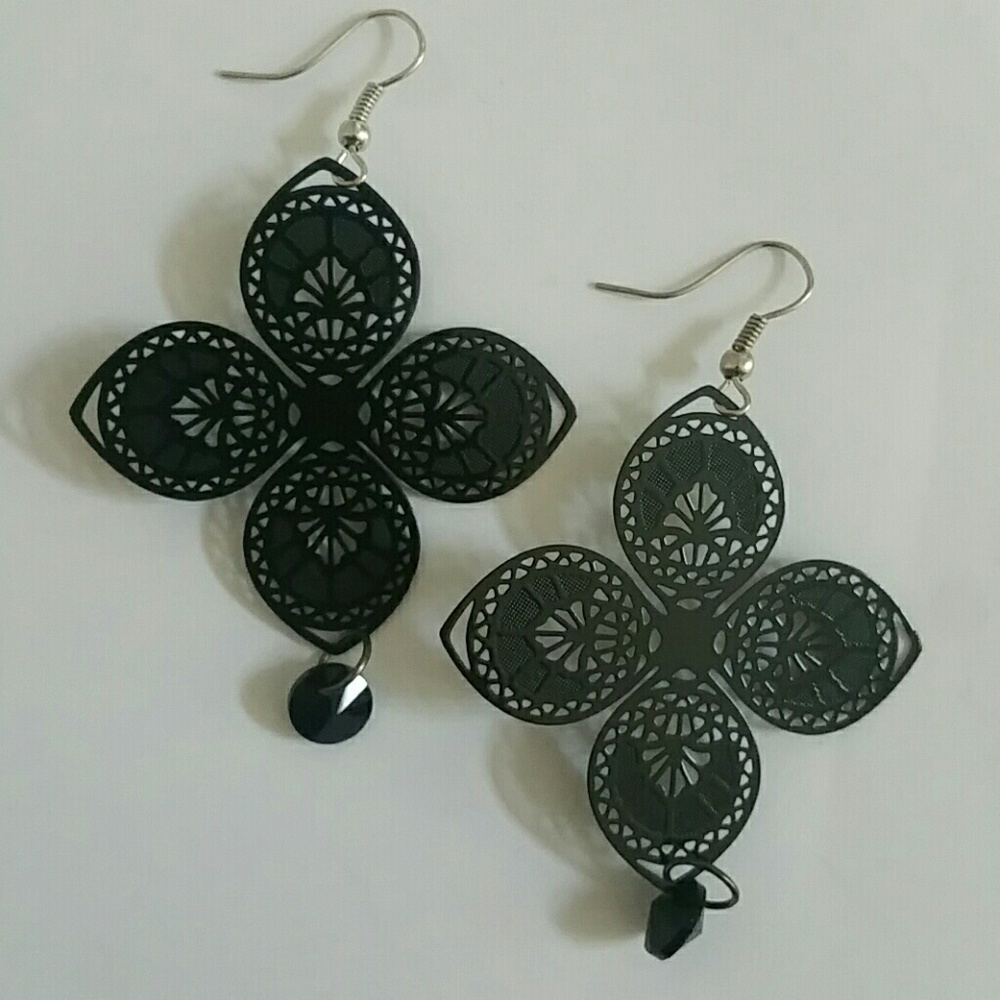 Black clover metal stamped earring