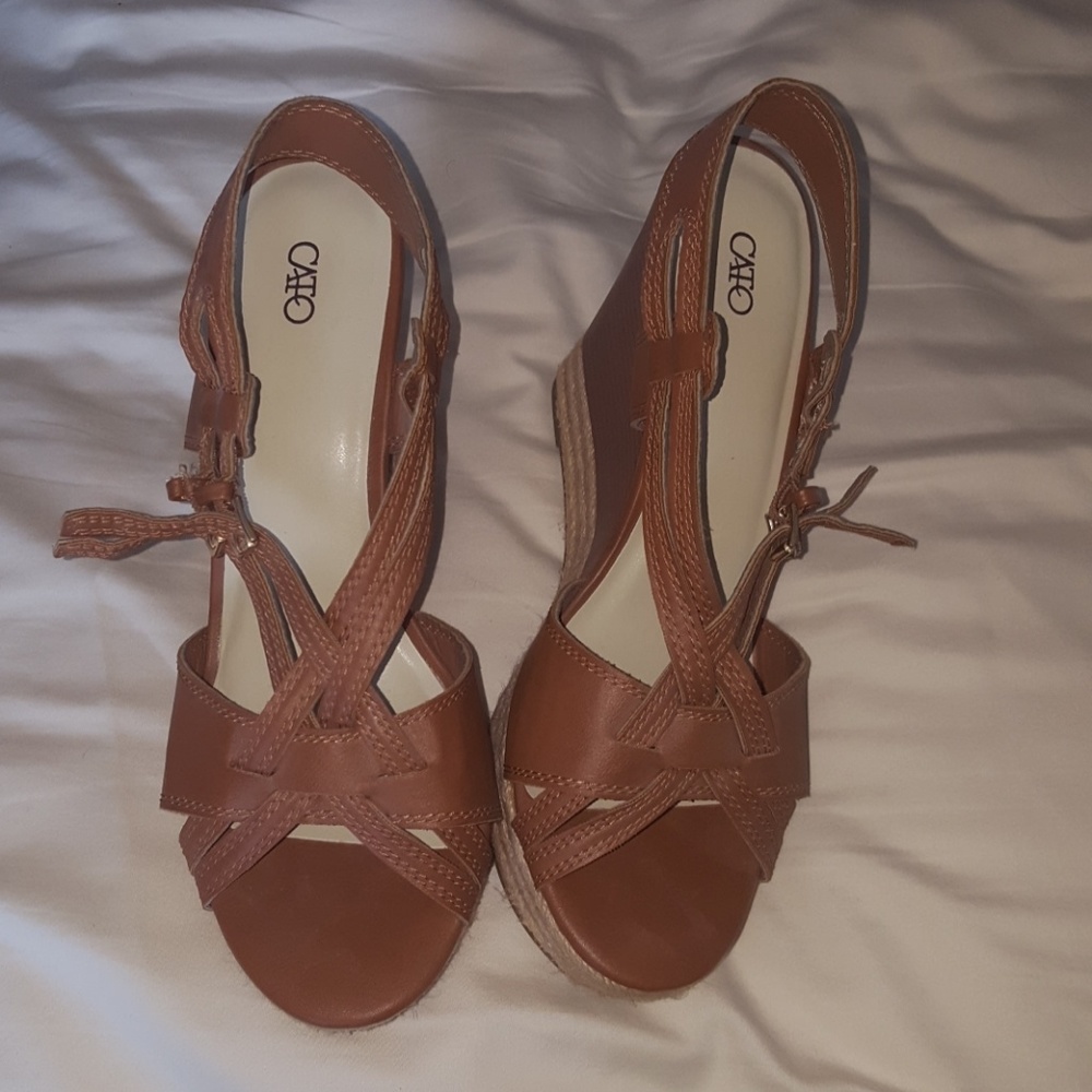 🌻Tan wedges BRAND NEW!