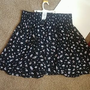 Beautiful Torrid skirt 3x. NWT