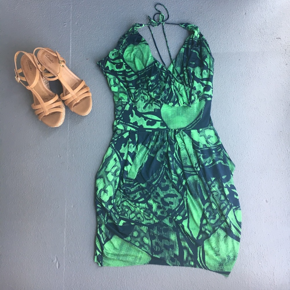 Tropical travel night out  mini