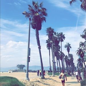 Meet your Posher, Ari