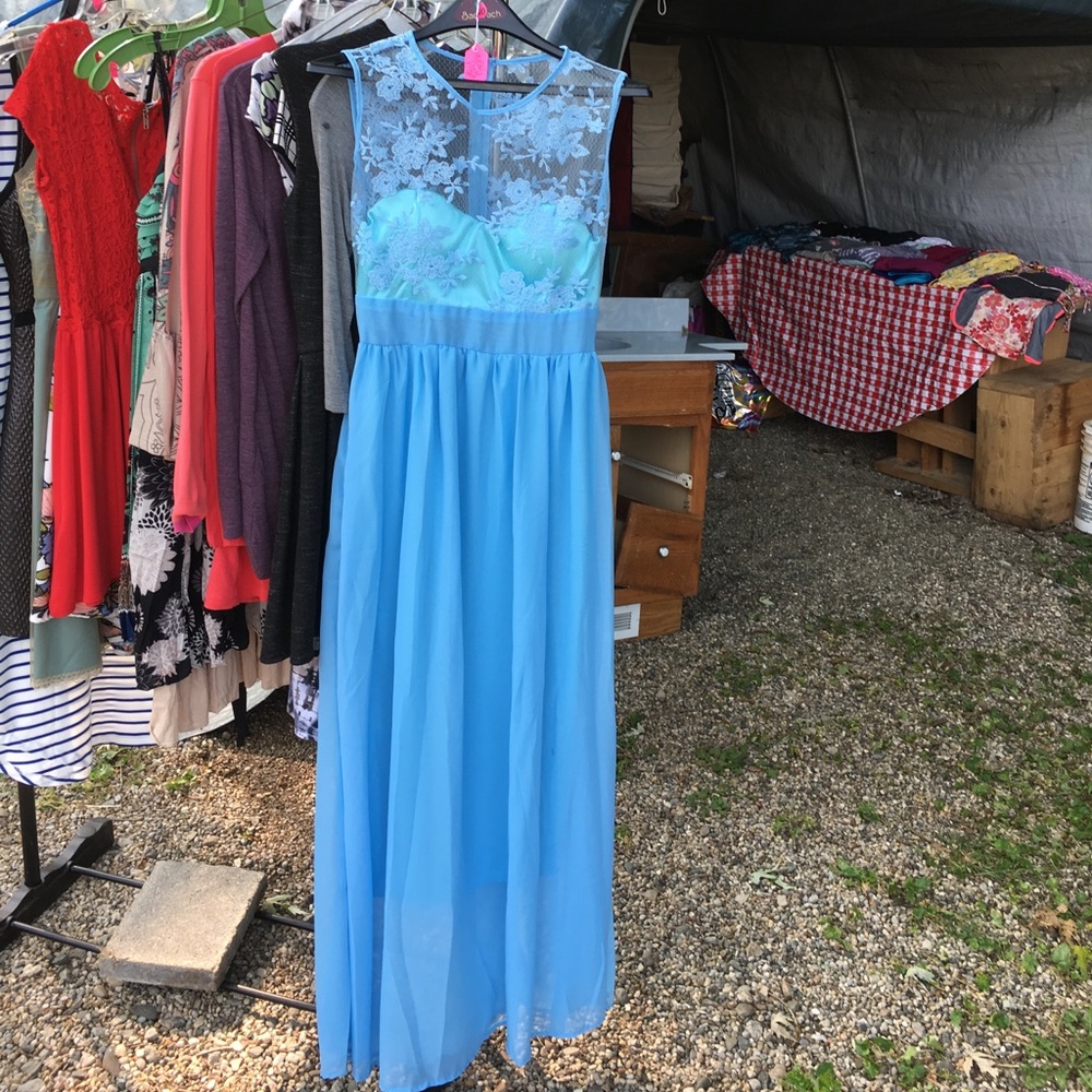 PROM DRESS NEW BABY BLUE WITH LACE ADORABLE SMALL