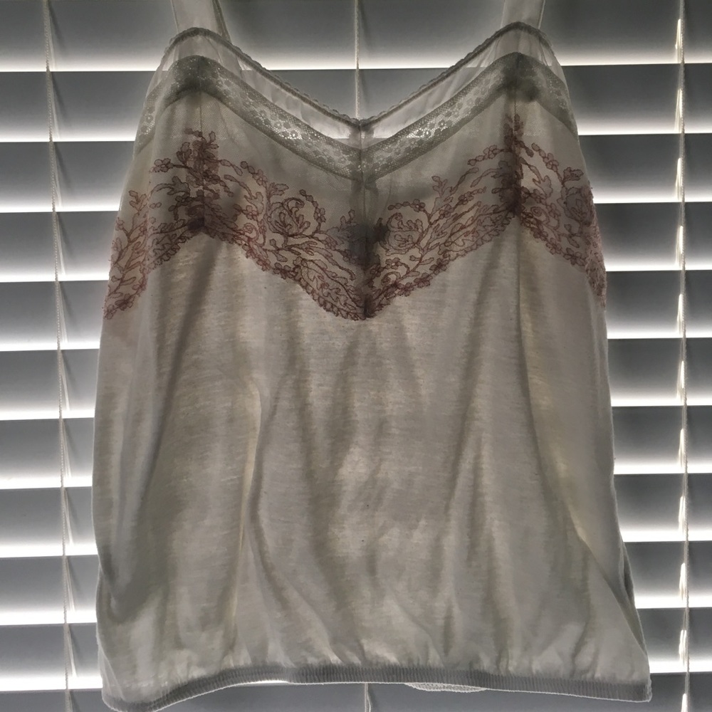 American Eagle top
