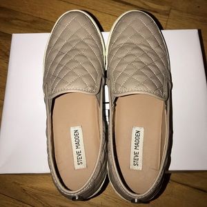 Steve Madden slip on sneakers
