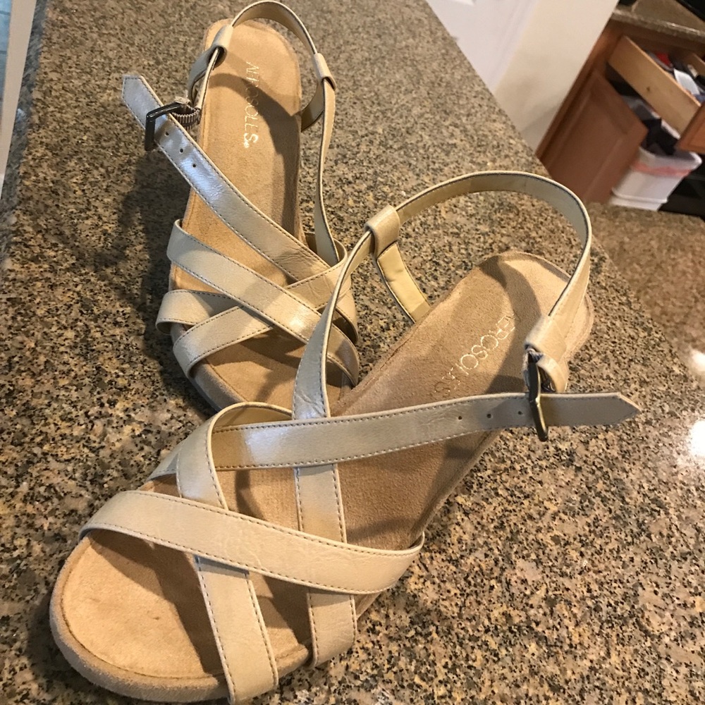 Aerosoles strappy wedge sandals - NWOT