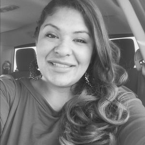 Meet your Posher, Vanessa