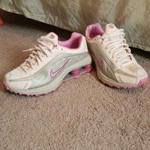 Pink Nike Shox