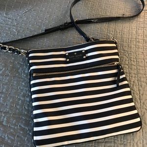 Kate Spade ♠️  cross body purse!
