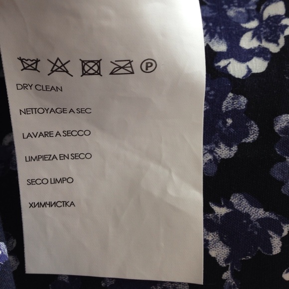 Club Monaco Renay Cropped pant - Picture 5 of 7