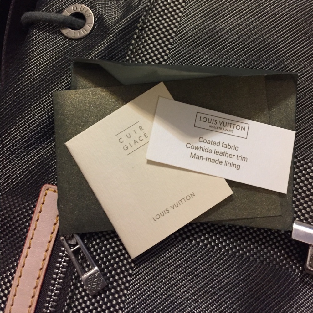SOLD* LOUIS VUITTON backpack - Picture 8 of 8