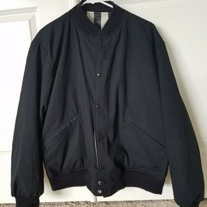Reversible essential bomber