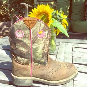 Ariat fatbaby boots mossyoak