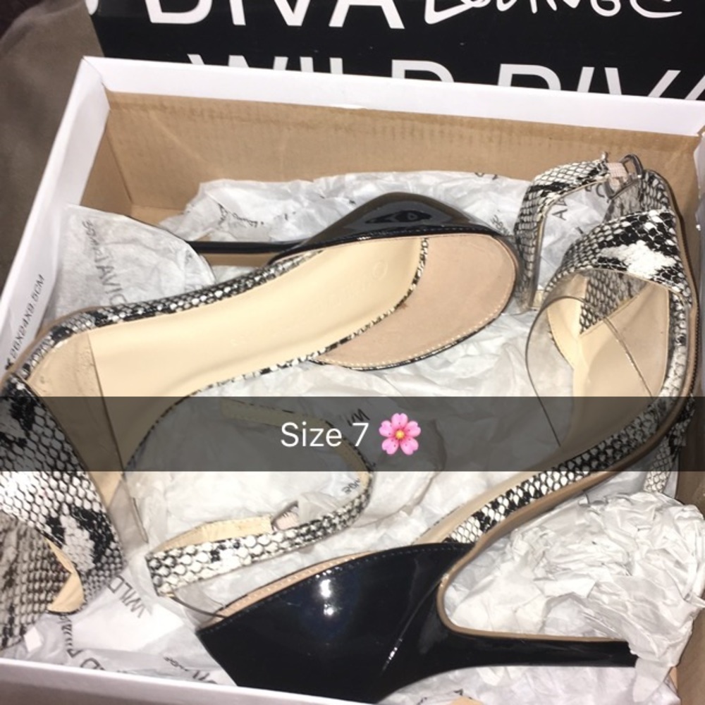 Heels! Heels! Heels!