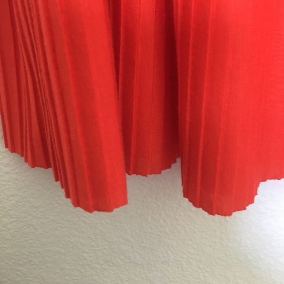 Orange acrodian pleated skirt - Picture 5 of 5