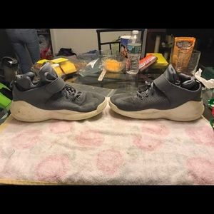 Grey Nike hitop sneakers size 8 men's