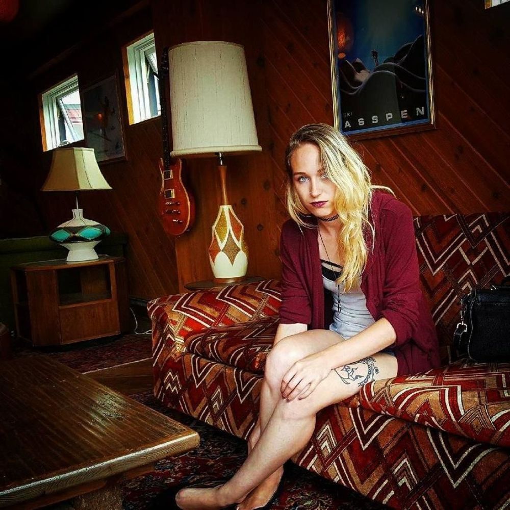 Meet your Posher, Kelly