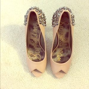 Sam Edelman Spike Pump