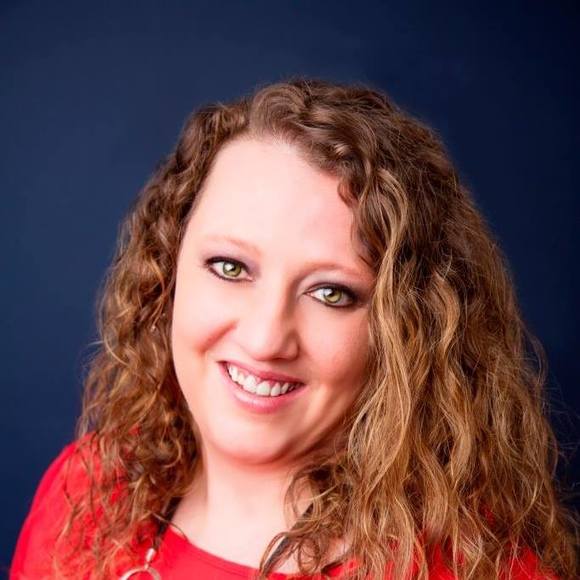 Meet your Posher, Jennifer - Picture 1 of 1