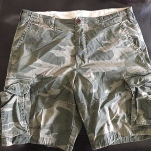 Hollister classic cargo shorts