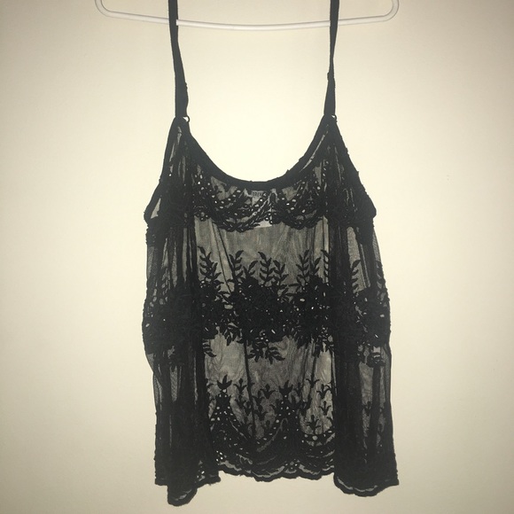 💀SOLD💀Black see through lace crop top - Picture 1 of 3