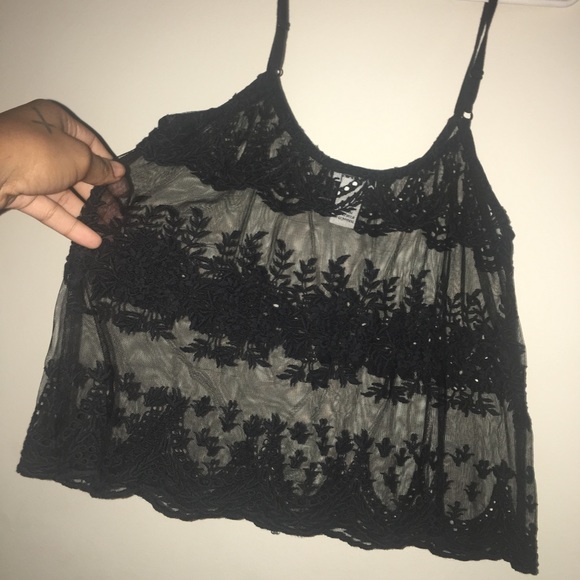 💀SOLD💀Black see through lace crop top - Picture 3 of 3