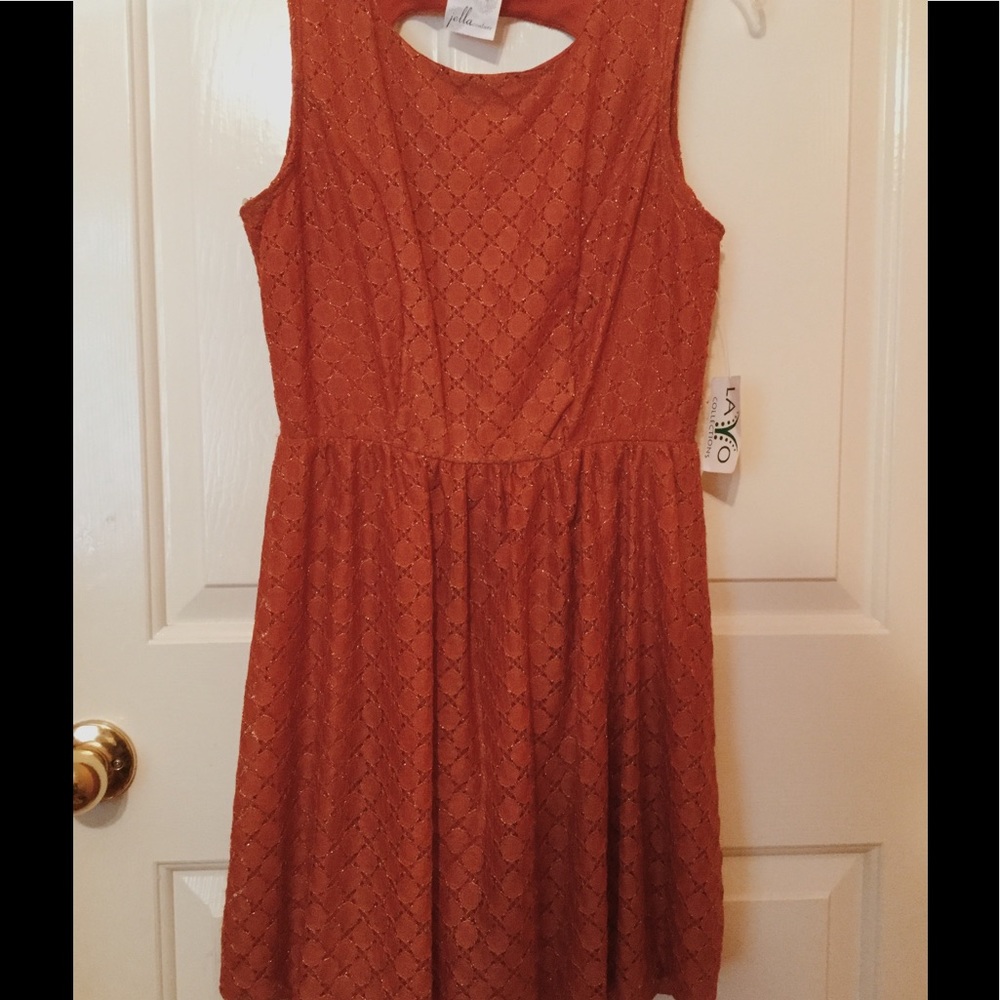 Lace bubble dress