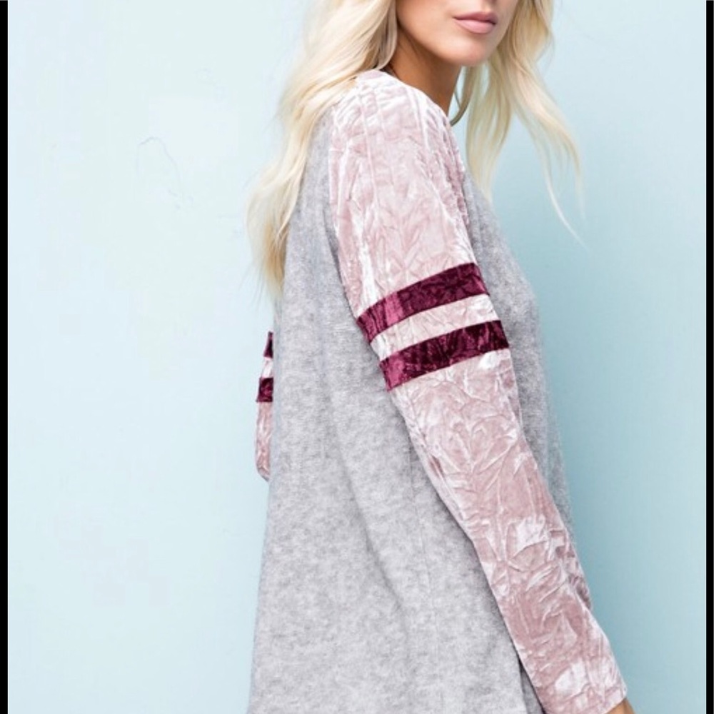 KNIT & VELVET SPORT TOP. 1 left - Picture 6 of 8