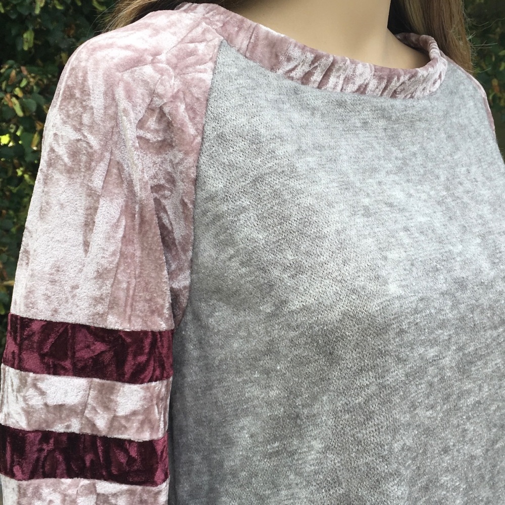 KNIT & VELVET SPORT TOP. 1 left - Picture 7 of 8